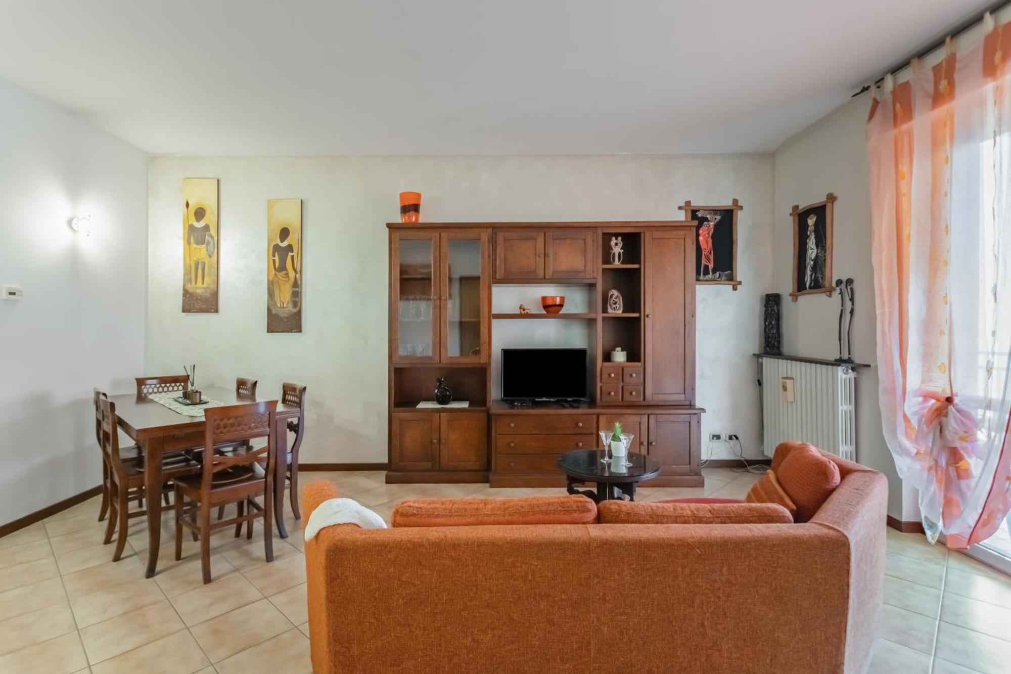 Lilly House - Travaco Siccomario - By Host4U Apartment San Martino Siccomario Exterior photo